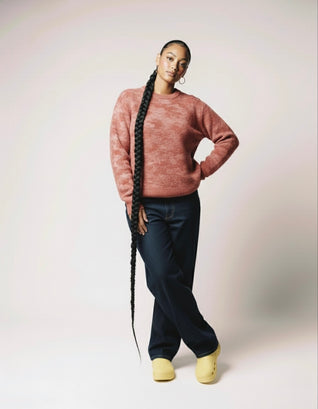 The Essential Knit : Crimson Fade